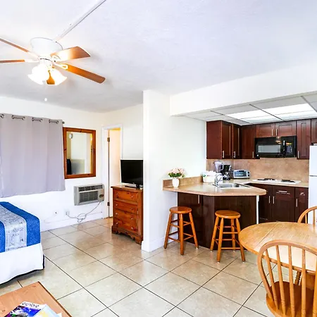 Emerald Seas Deerfield Beach Club Exterior photo