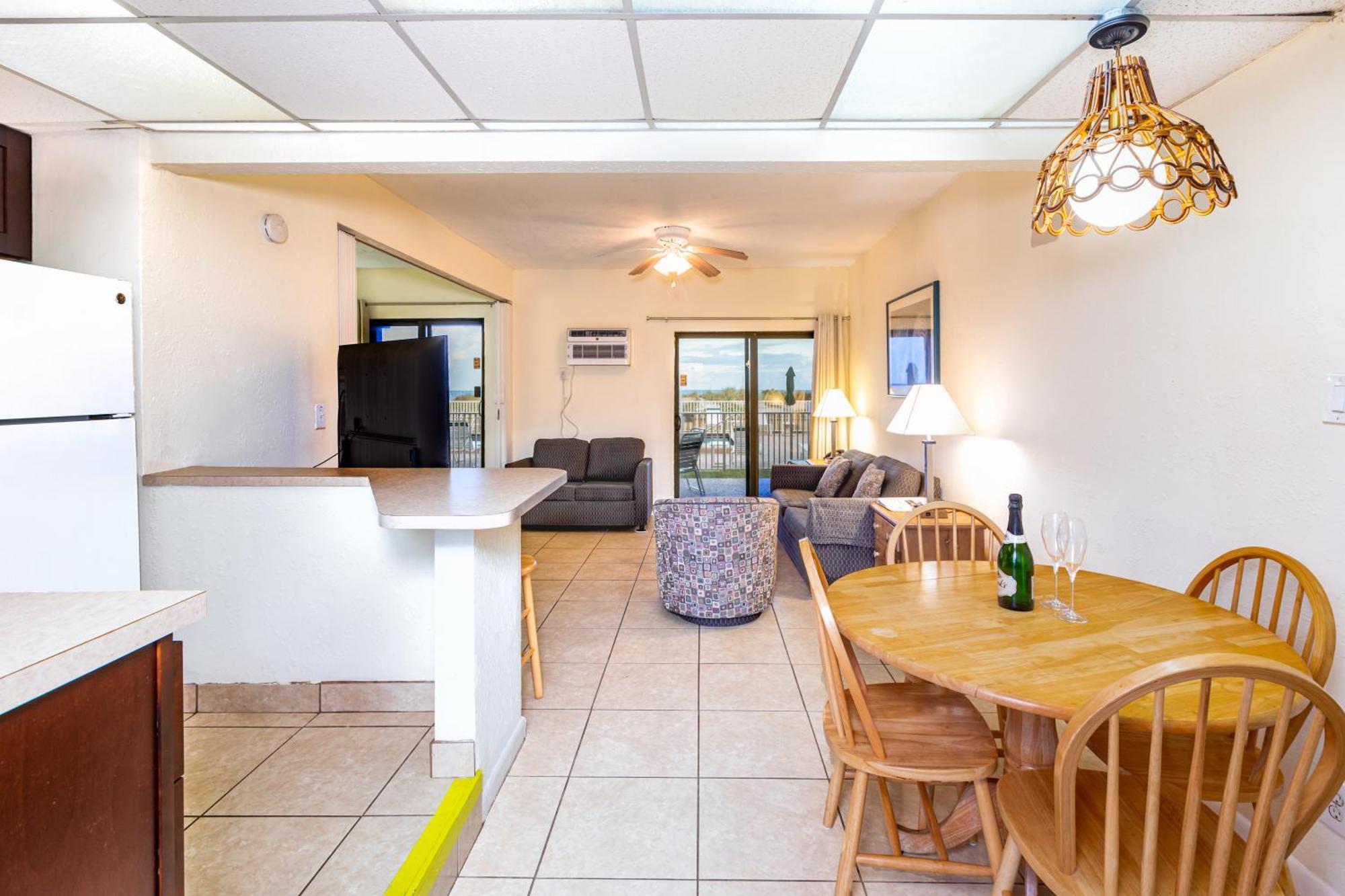 Emerald Seas Deerfield Club Apartment Deerfield Beach