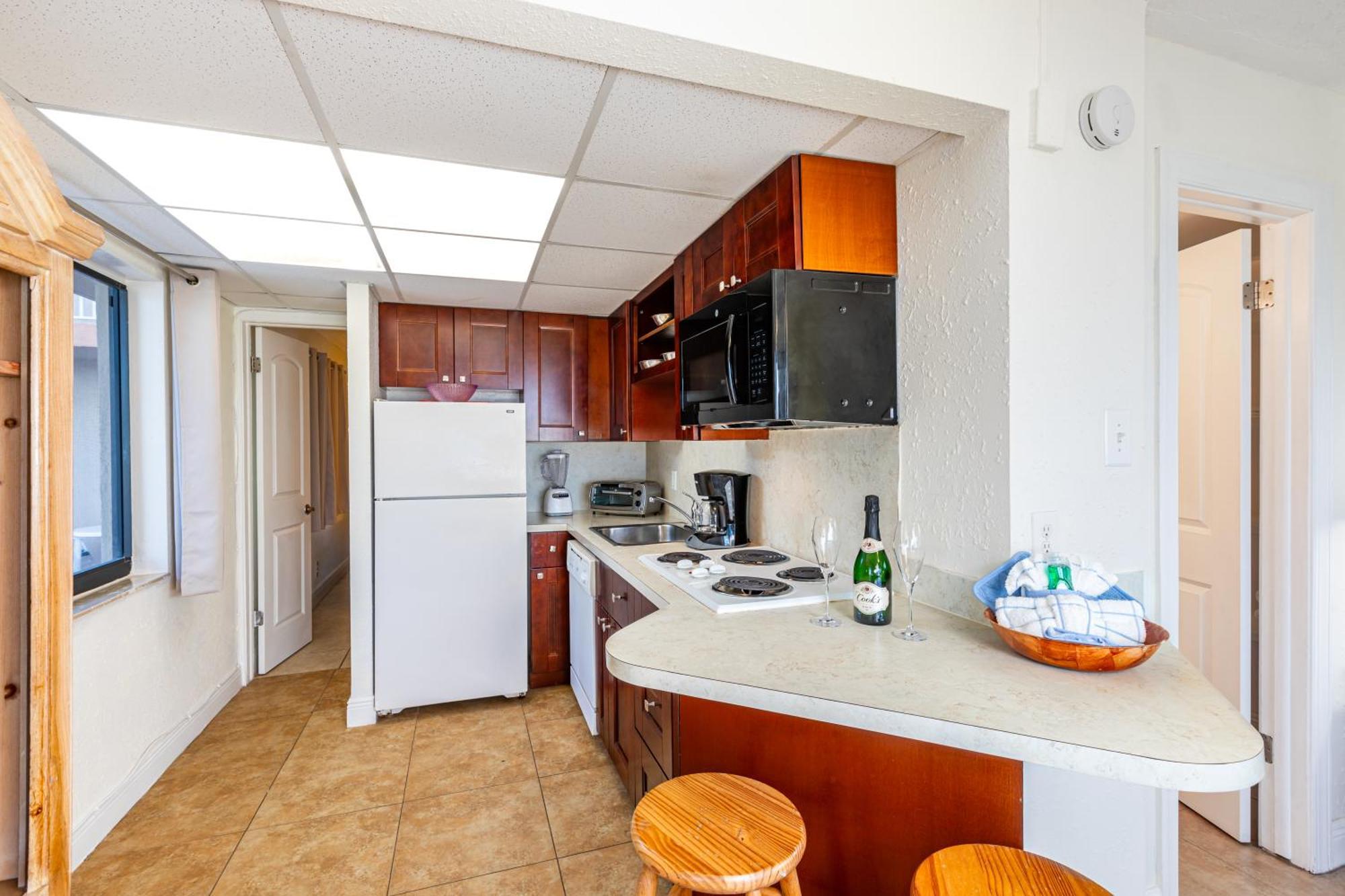 Apartment Emerald Seas Deerfield Club