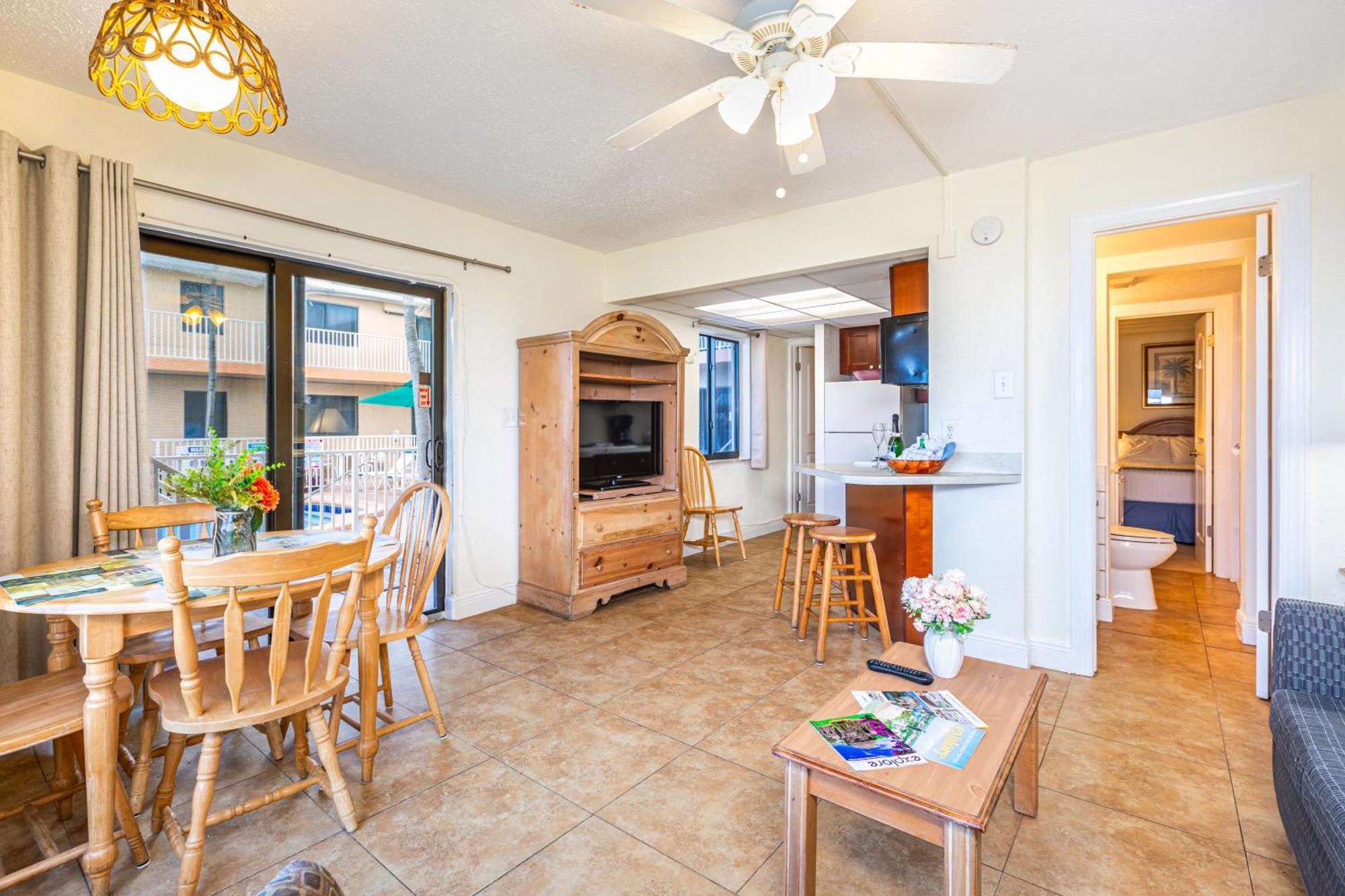 Apartment Emerald Seas Deerfield Club Deerfield Beach