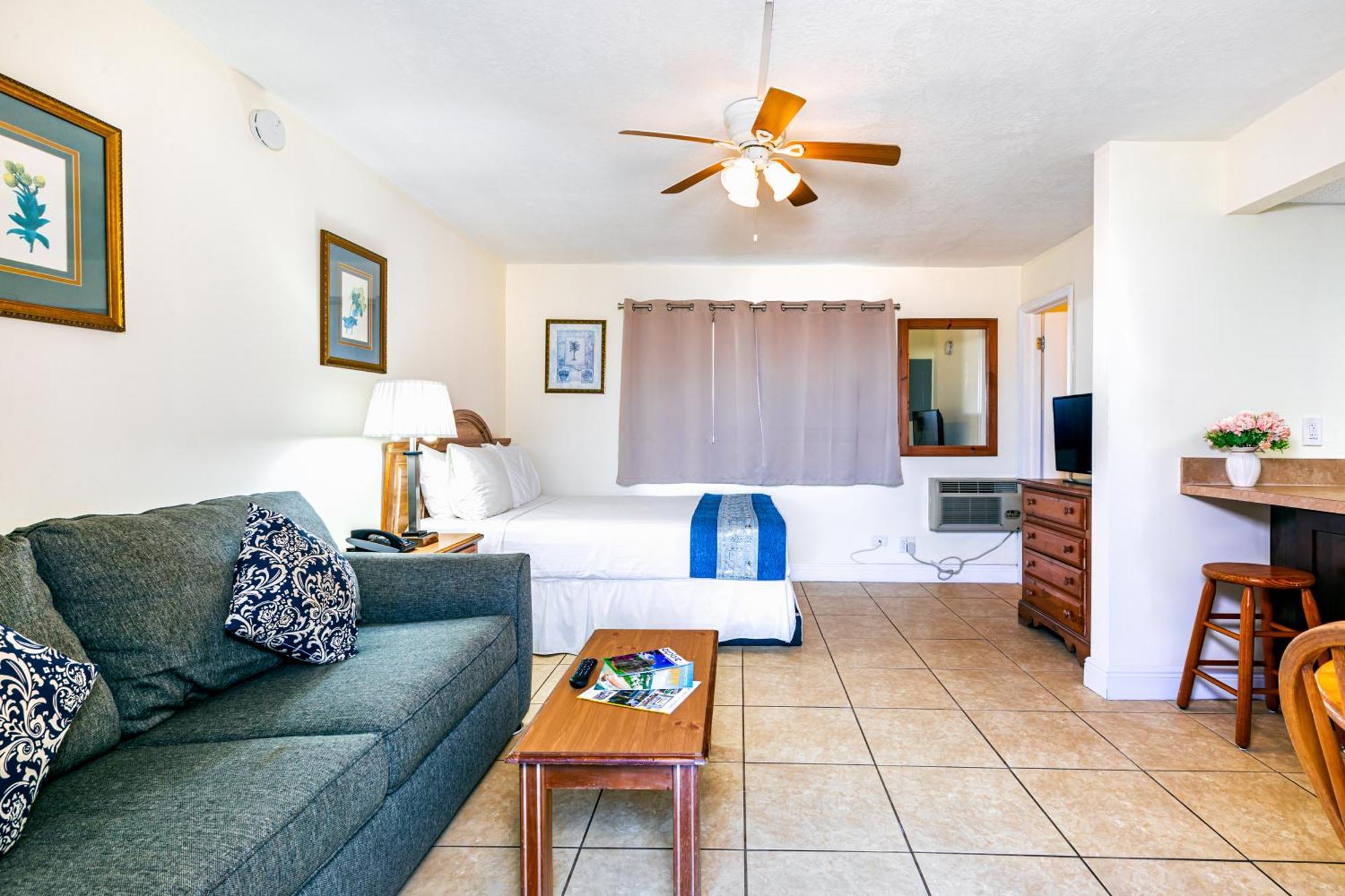 Apartment Emerald Seas Deerfield Club Deerfield Beach